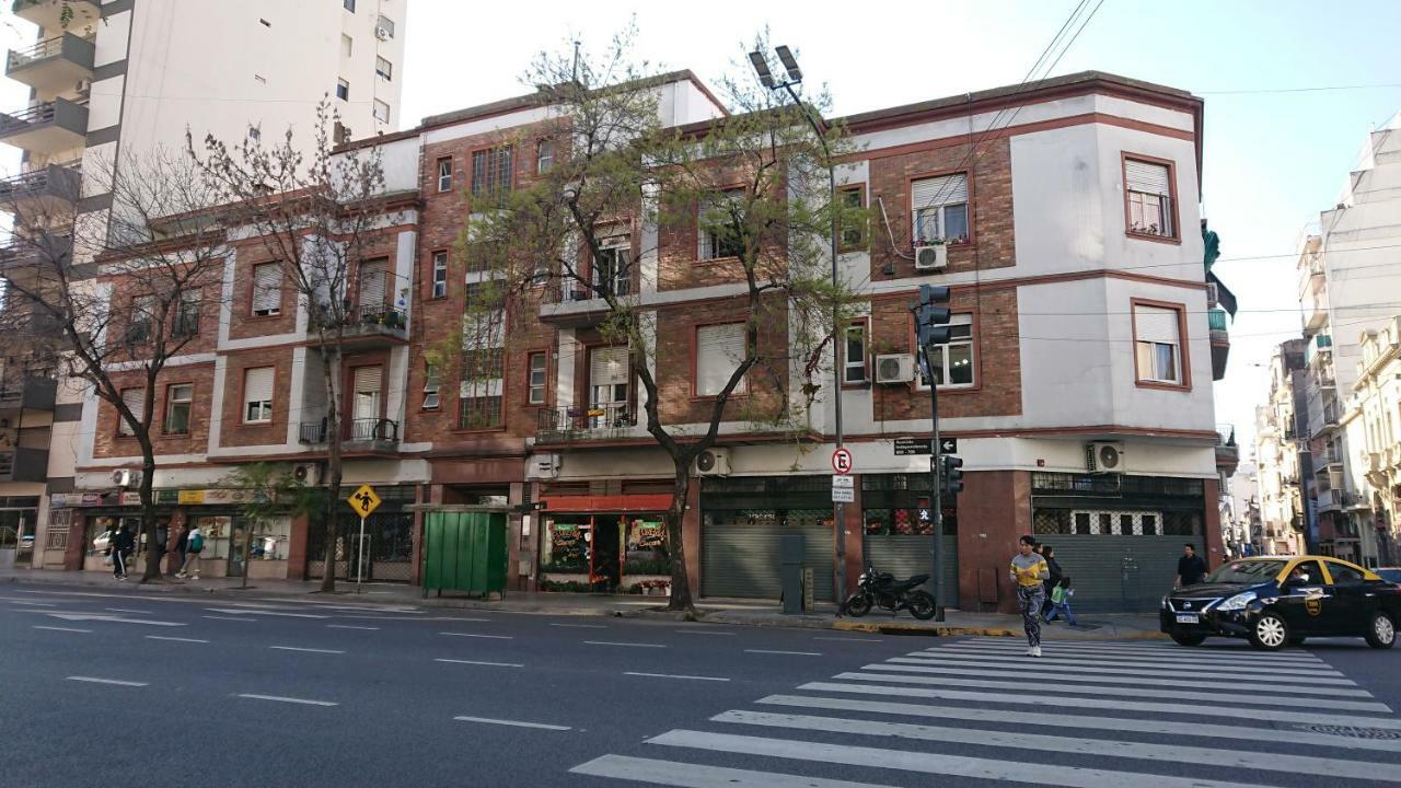 Excelente Departamento Con Balcon A La Calle Sobre Avenida Буенос-Айрес Екстер'єр фото